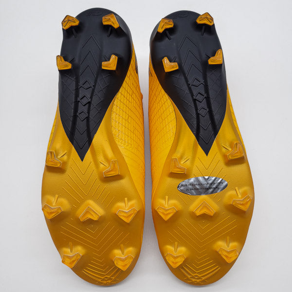 New Balance Furon Pro V7+ FG Tacos de Fútbol