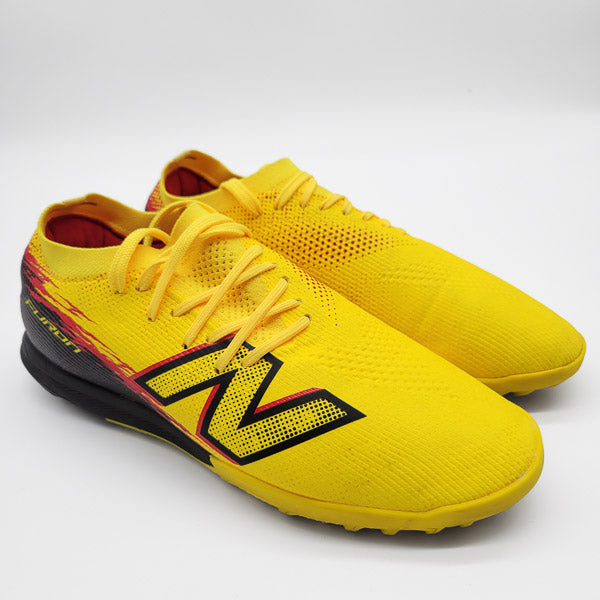 New Balance Furon Elite V8 TF Multitacos