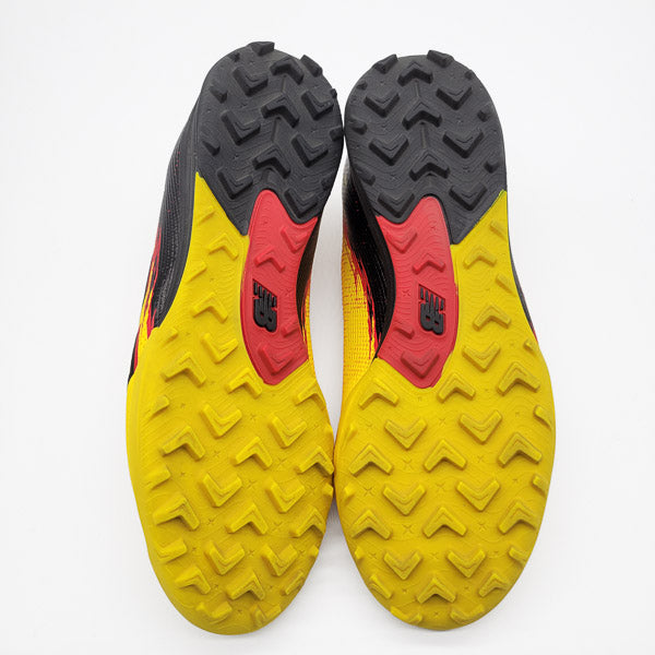 New Balance Furon Elite V8 TF Multitacos