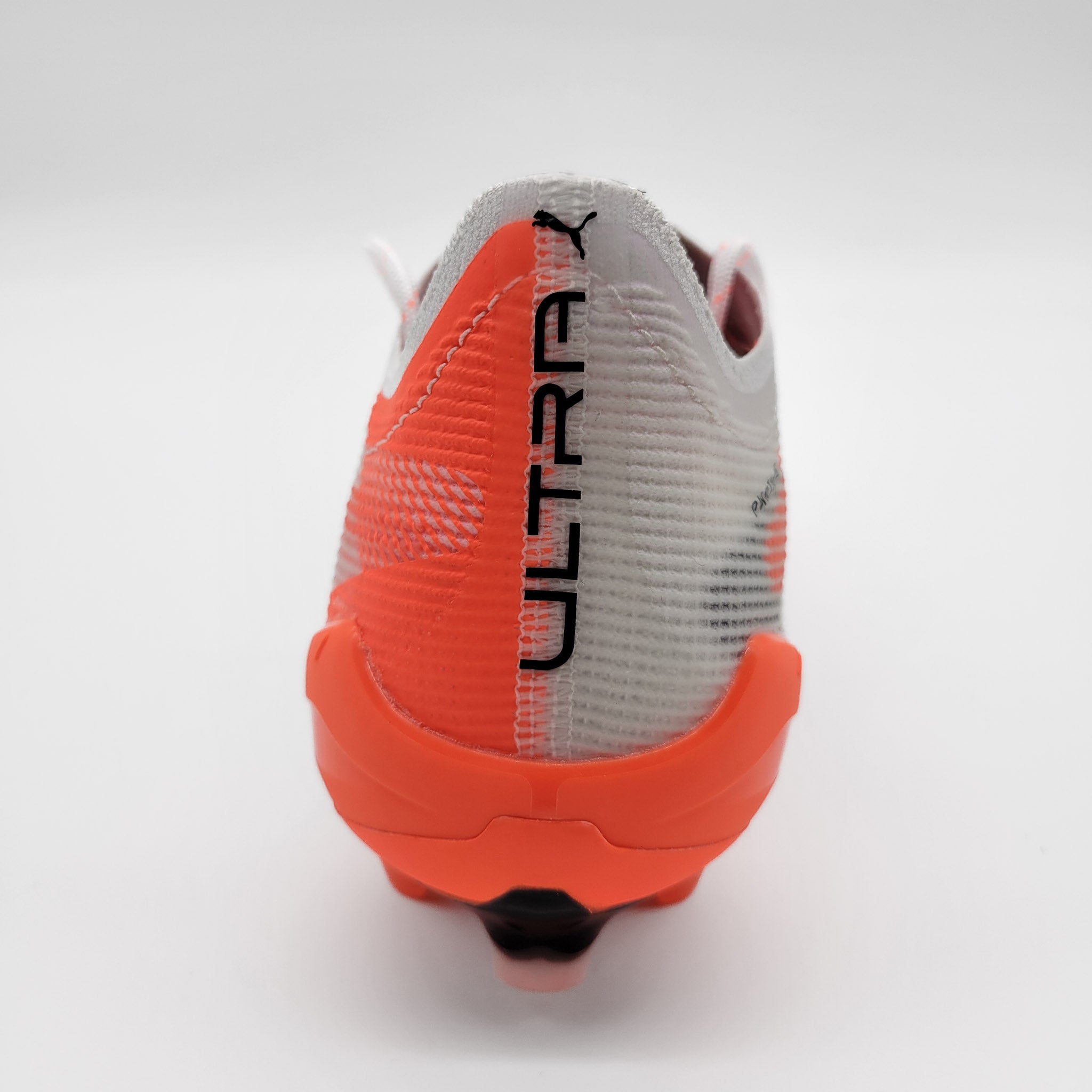 Puma Ultra 5 Ultimate FG Tacos Profesionales