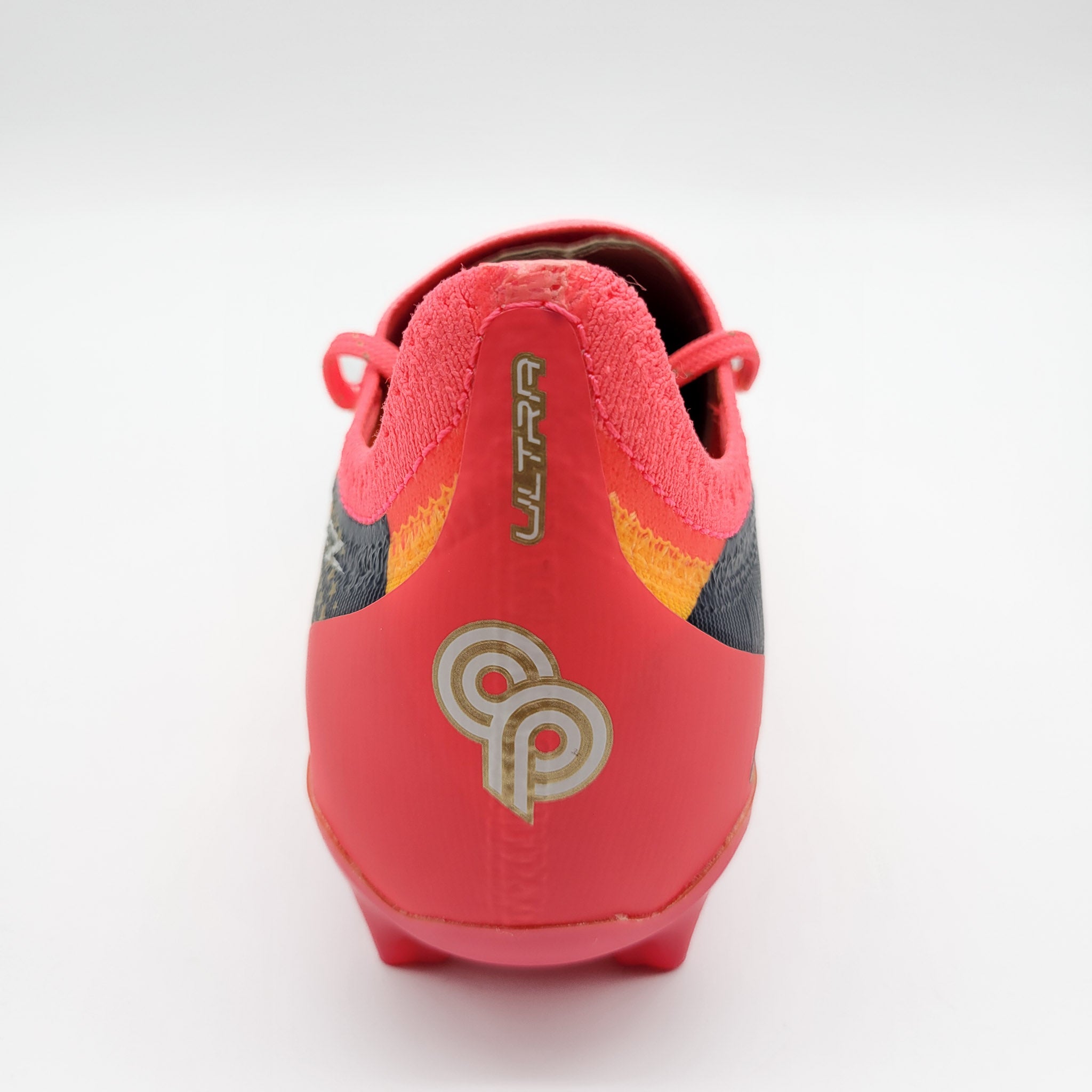 Puma Ultra Ultimate FG Tacos Profesionales