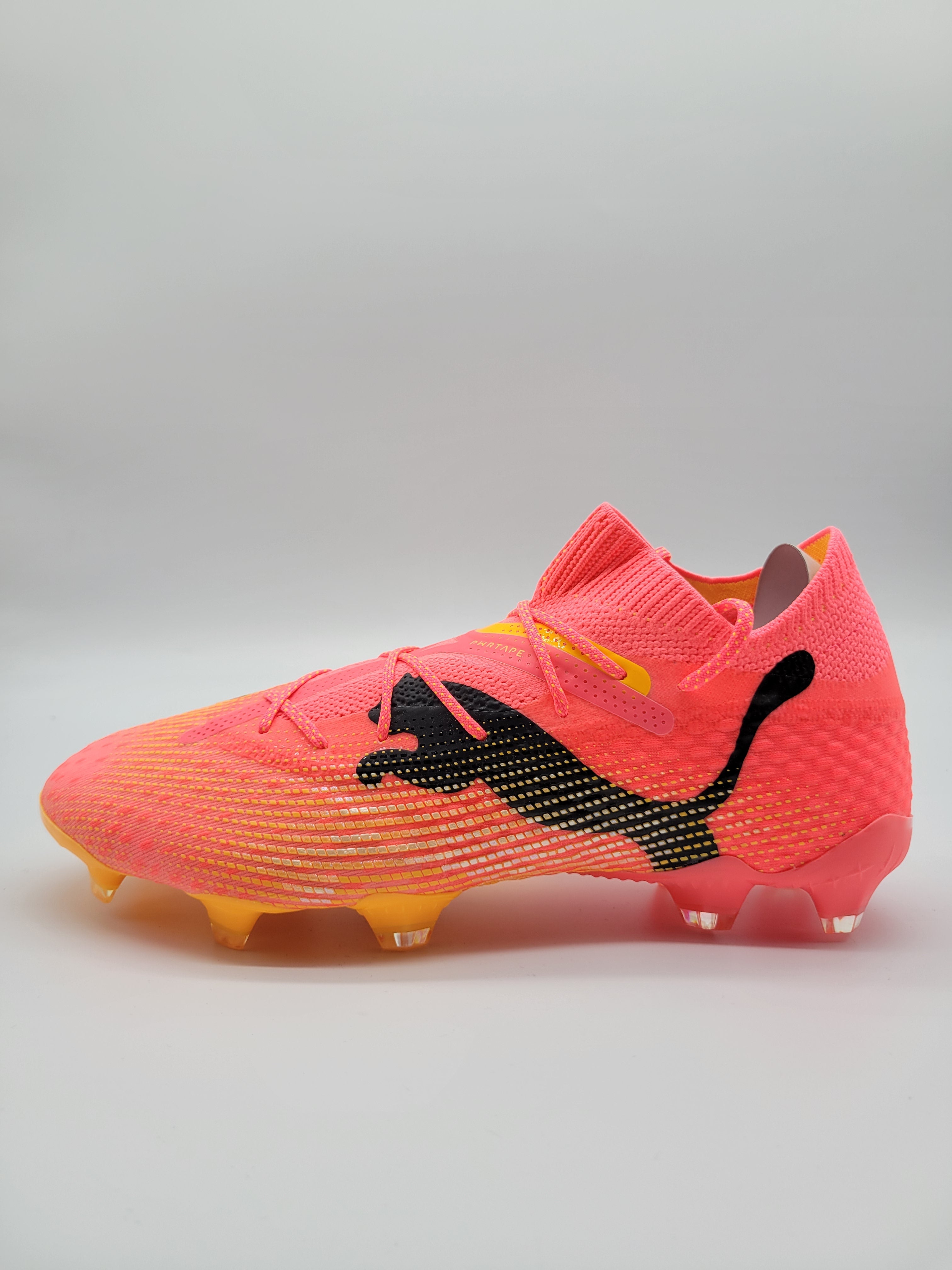 Puma Future 7 Ultimate FG/AG Forever Faster Pack