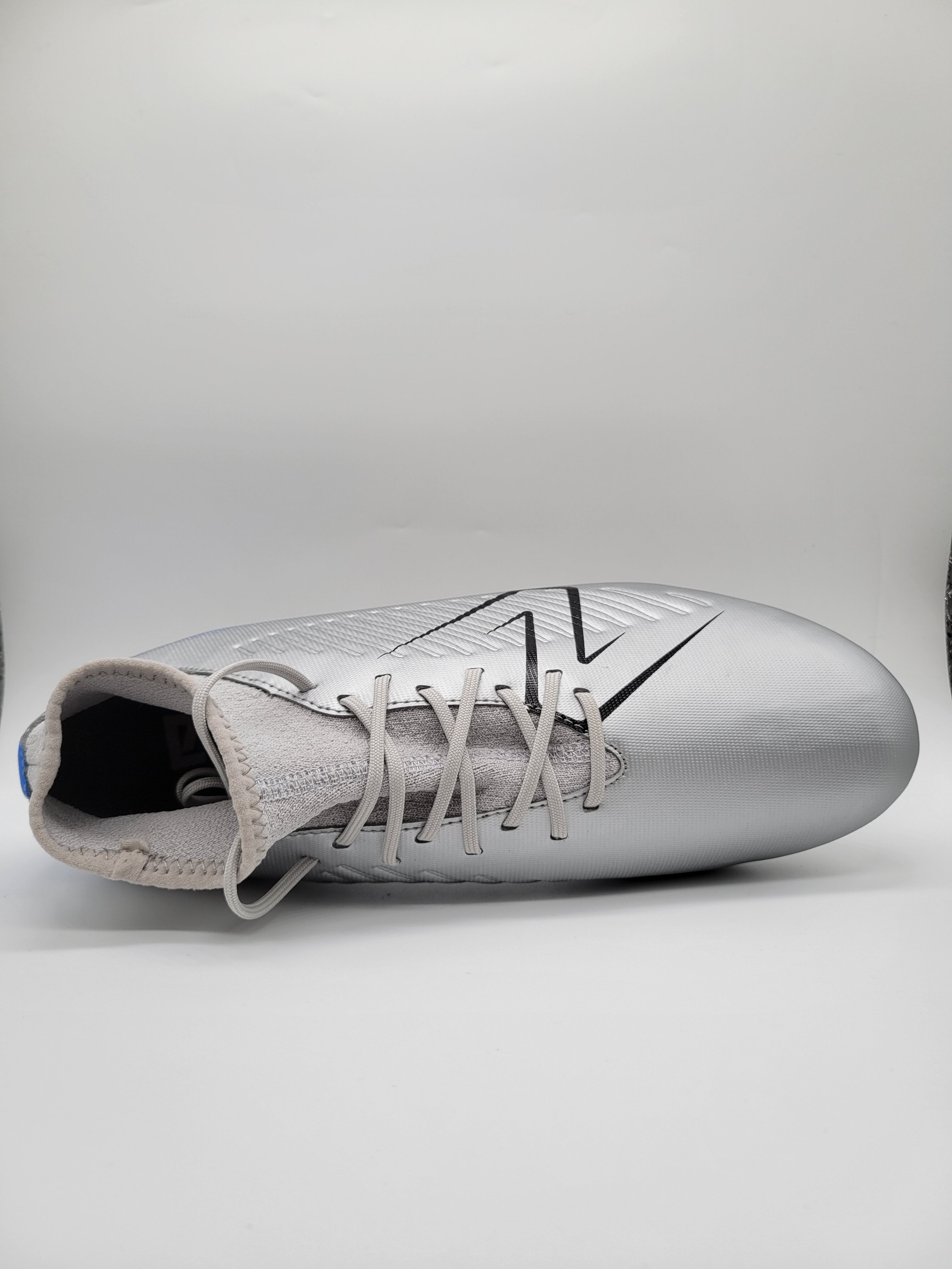 New Balance Tekela V4 Magique FG