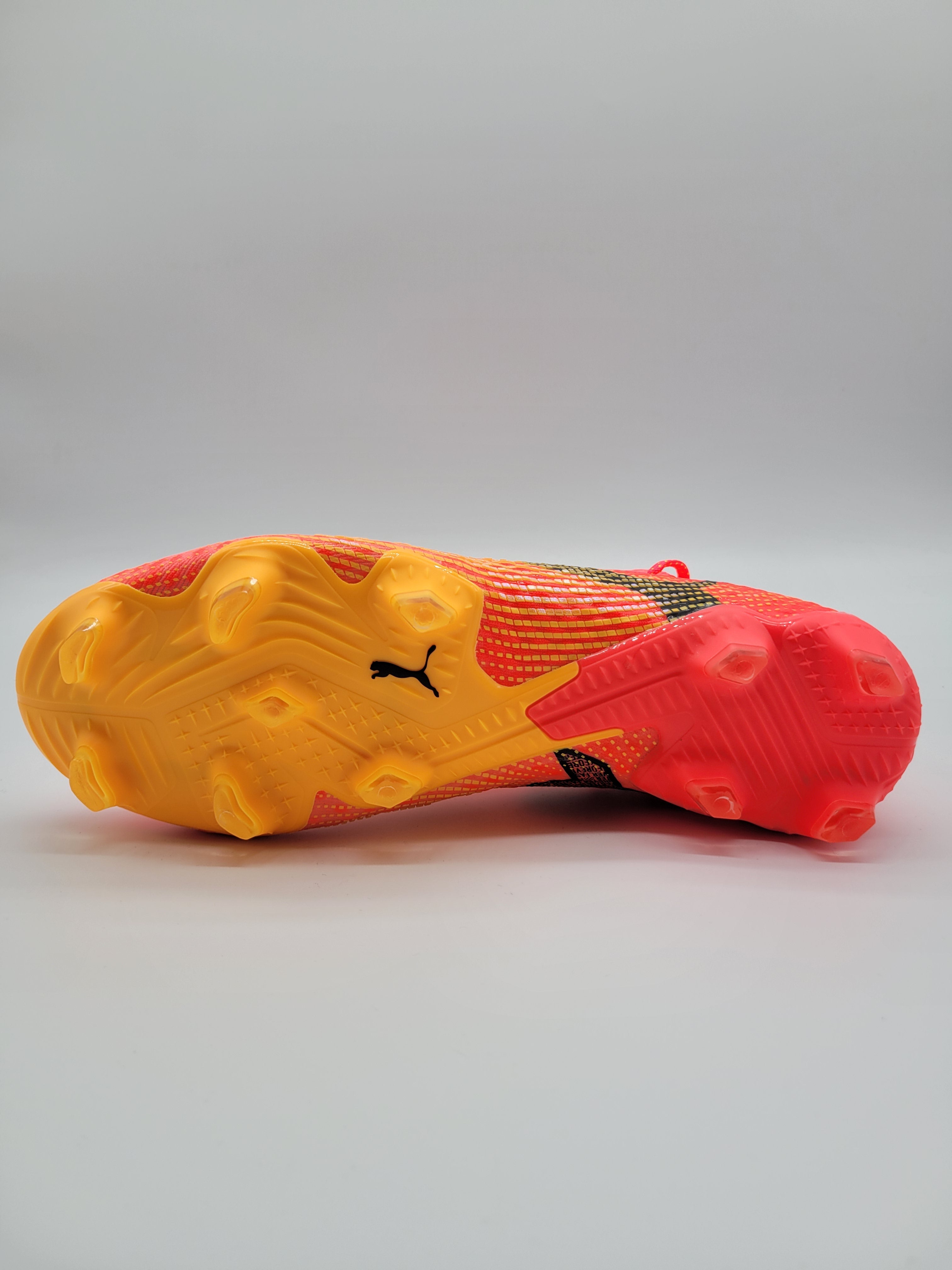 Puma Future 7 Ultimate FG/AG Forever Faster Pack