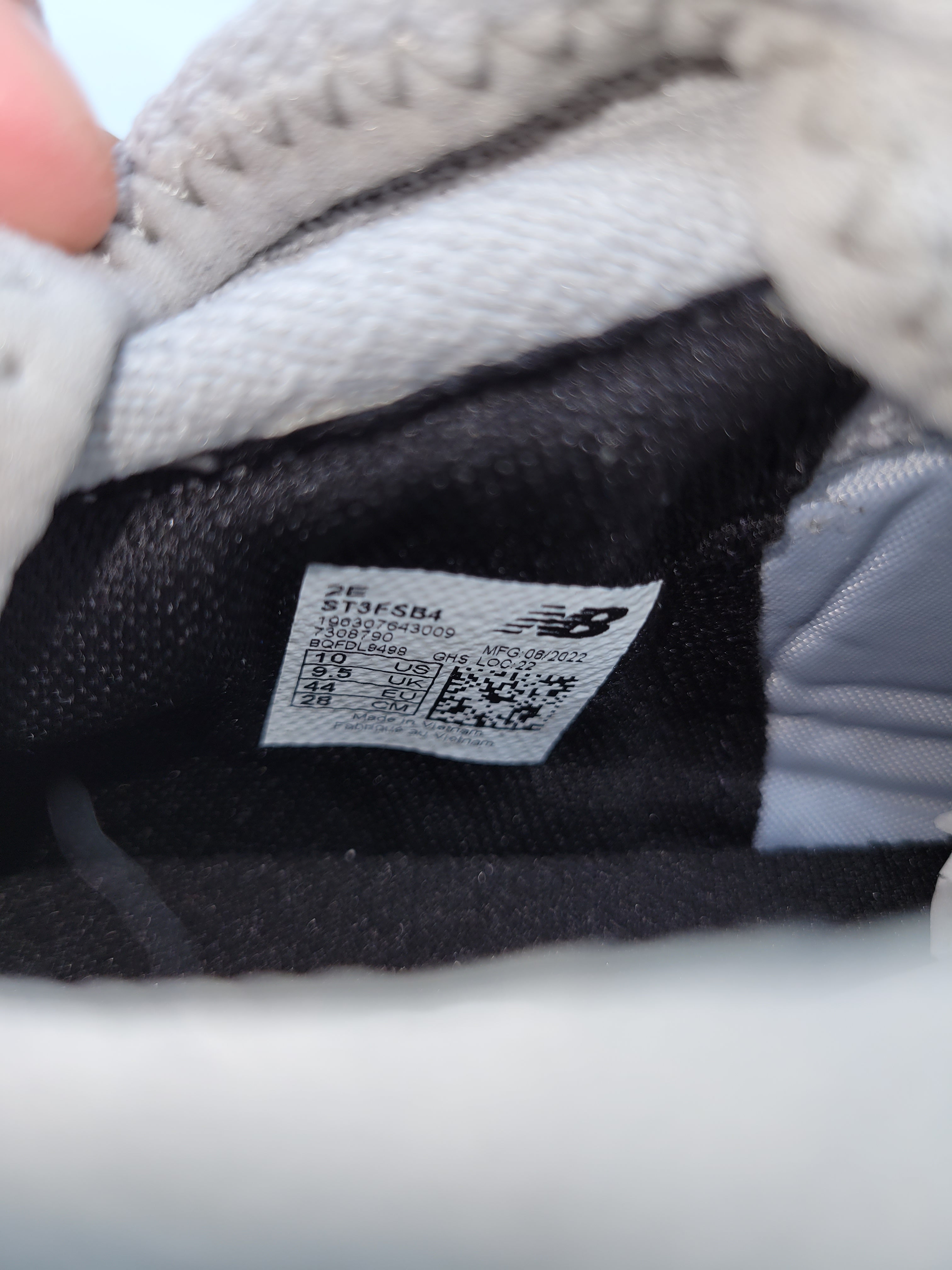 New Balance Tekela V4 Magique FG
